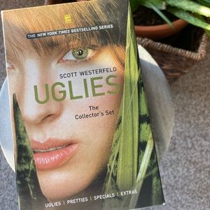 Futuristic Sci-Fi Novel box set